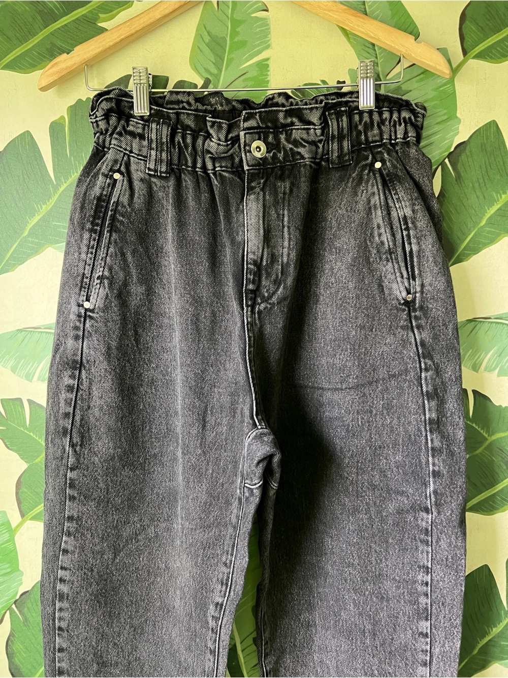 Zara High Rise Paperbag Barrel Jeans Faded Black Womens 6 - Picture 2 of 7